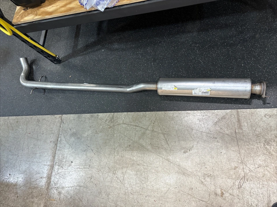 Volvo S60 V70 Front Exhaust Pipe 01-07 Dmr  - Image 1 of 3