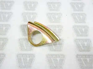 Suzuki NOS NEW 34951-31012 Bracket GT RE5 GT750 - Picture 1 of 2