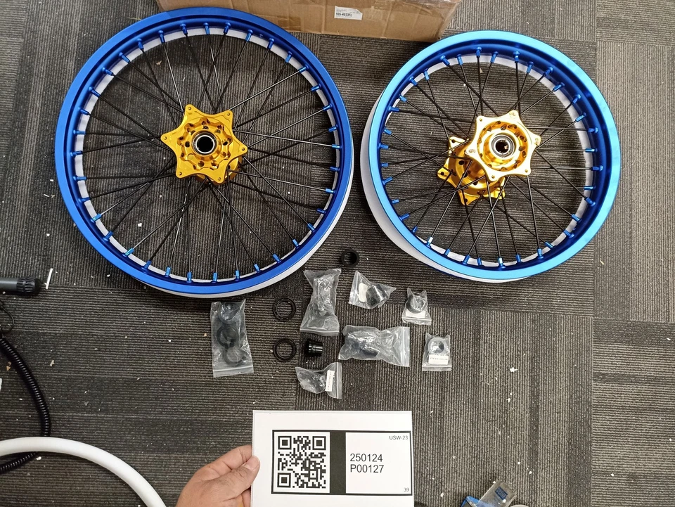 Ruedas CNC para Sherco 21"/18" buje azul 125-500 SEF-R SC-F SC SE-R SEF SE de fábrica Foto 1 de 1