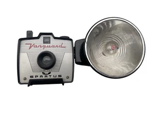 Appareil photo Spartus Vanguard – USA – Plastique – 1960 - Photo 1/11