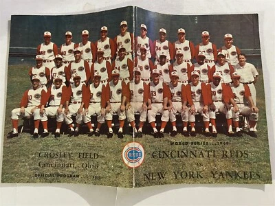 1961 NEW YORK Yankees CINCINNATI REDS Official WORLD SERIES Program MANTLE Maris - Image 1 of 4