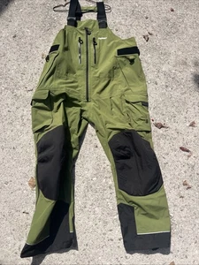 Frabill F4 Cyclone Trägerhose, grün/grau, XX-Large Regen- & Eisangeln Hose UVP 299 $ - Bild 1 von 6