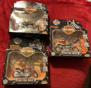 Harley Davidson Lot Dyna, Fat Boy, Softail 1:20 Metal Maxx Diecast Bike NIB - Picture 1 of 8