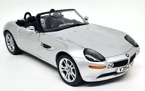 Kyosho 1/12 BMW Z8 007 James Bond World is not Enough Large Diecast Model Car - Picture 1 of 20