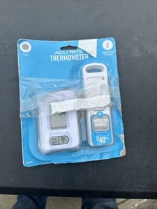 Open Box ACURITE Battery-Powered Indoor/Outdoor Digital Thermometer &Clock White - Picture 1 of 1