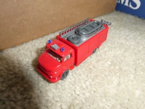 Vintage HO Scale Wiking Red Plastic Fire Rescue Truck - Picture 1 of 2