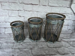 New Decorative Decor - Picture 1 of 8