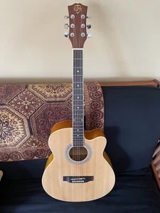 Gorgeous! Care 2 Rock - Acoustic Cutaway Guitar. GAH40 N- Fantastic Condition - Picture 1 of 18
