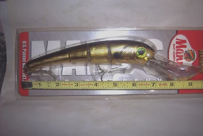 Manns Segmented Minnow Deep Diving Grouper Striper Muskie 9" Pike Discontinued - Image 1 of 4