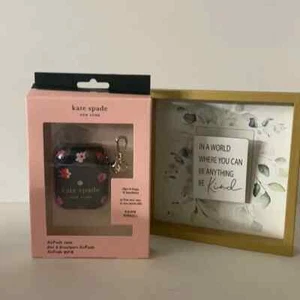 ๐ผ๐ฆ Kate Spade ๐ผ๐ฆ Air Pods Case Clips to Bag & Keychain Black ๐ผ D49 - Picture 1 of 4