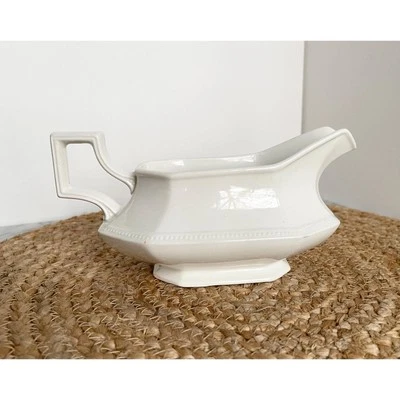 Barco de salsa Ironstone inglés vintage Johnson Bros. “Heritage White” Foto 1 de 4