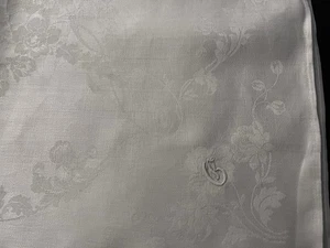 Große Bankett Serviette monogrammiert DAMAST mit schönem orientalischem Motiv Muster 24"SQ - Bild 1 von 3