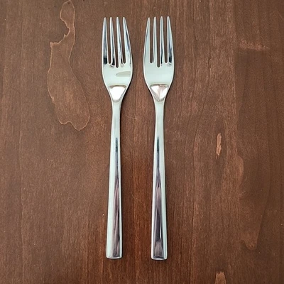 WMF Cromargan Atria Nuova 7.5" Salad Forks 18/10 Stainless Steel 2 Pieces WMFATR - Image 1 of 4