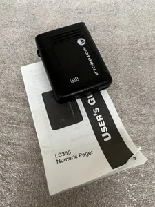 Vintage lata 90. Motorola Pager Model A04GRS5961AA Świetny stan - Zdjęcie 1 z 10