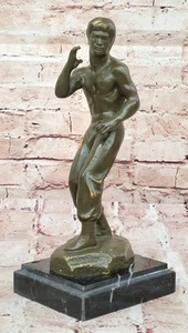 Figura de recuerdos de película de escultura de bronce de artes marciales firmada por Mavchi de Bruce Lee - Imagen 1 de 10