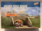 Walthers Cornerstone #933-3196 HO Scale Arched Road Bridge