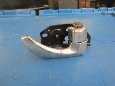 2002-2005 Hyundai XG350 OEM RH passenger side interior handle 02 03 04 05 - Image 1 of 3