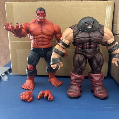Diamond Select • Marvel Select • Red Hulk & Juggernaut - Image 1 of 4