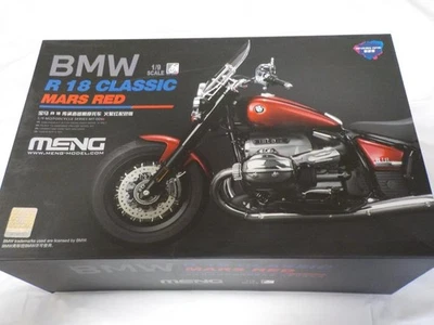 MENG 1/9 BMW R 18 Classic Mars Red Precolor Used Unassembled - Image 1 of 4