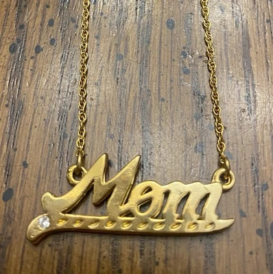 Collar colgante con placa de identificación Avon 2007 mamá tono dorado con estrás LEER Foto 1 de 4