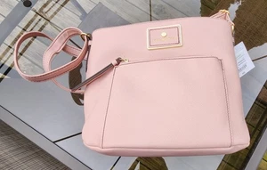 Neu mit Etikett Liz Claiborne Reese Crossbody/Schultertasche - gedeckte rosa goldfarbene Akzente - Bild 1 von 8