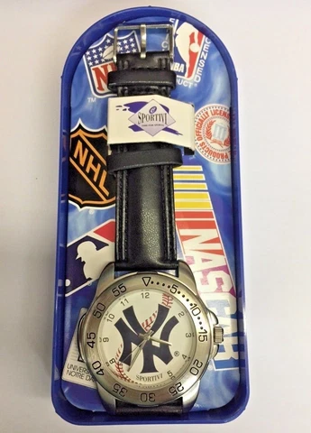 NEW YORK YANKEES MLB BASEBALL WATCH S/STEEL BACK QUARTZ LEATHER NEW! LICENSED Cover