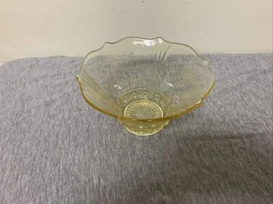 Vintage Lancaster Elegant Glass Etched Topaz Cable Bowl - Picture 1 of 8