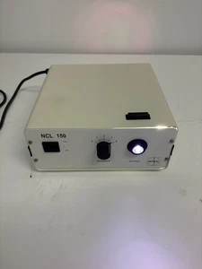 Volpi Fiber Optic Illuminator NCL‑150 - Picture 1 of 2
