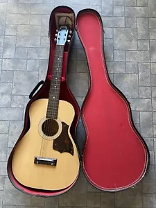 Stella 6-saitige Akustikgitarre stahlverstärkter Hals Made in USA mit Koffer - Bild 1 von 24