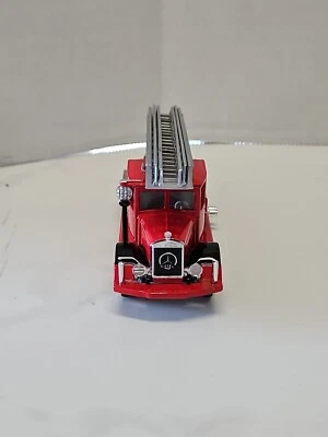 Matchbox: 1932 Mercedes-Benz Ladder Truck  - Image 1 of 4