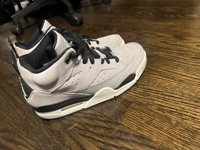 Talla 9 - Jordan Son of Mars Low Wolf Grey 2018 Foto 1 de 4