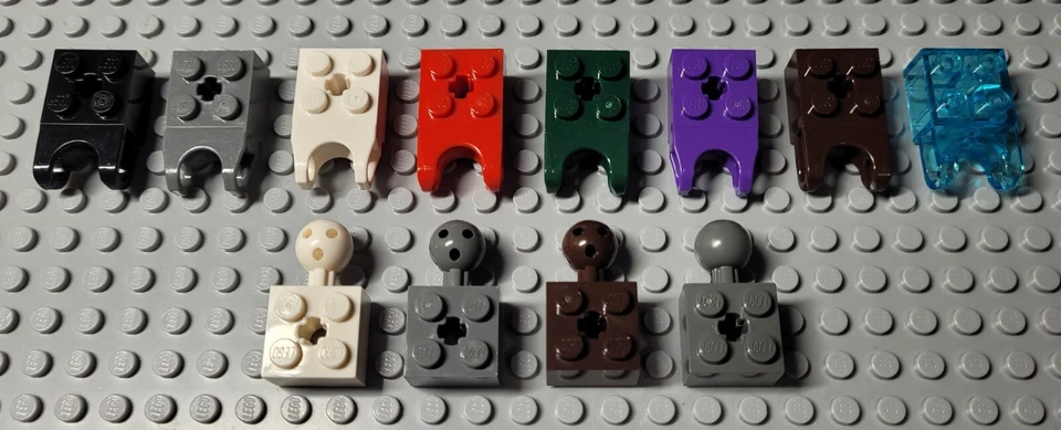 LEGO Technic 57909 62712 92013, Brick Modified 2 x 2 Ball Socket Axle Hole - Image 1 of 1