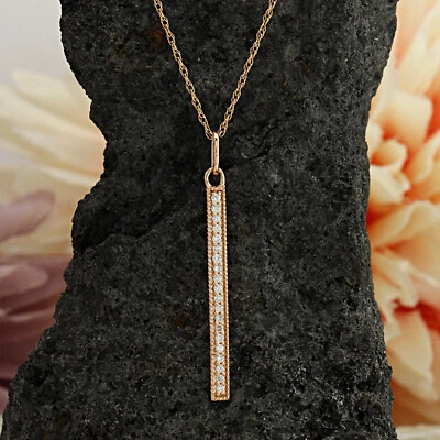 1/10 克拉圆形实验室制作莫桑石条吊坠 18 英寸项链 14K 玫瑰金 — 第 1/4 张图片