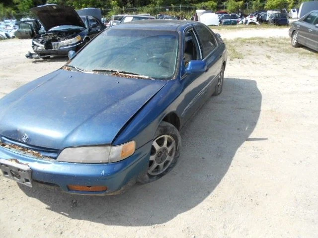 Puerta trasera izquierda cristal OEM 1994 1995 1996 1997 Honda Accord Foto 1 de 4