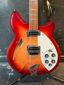 Guitarra eléctrica usada Rickenbacker Rickenbacker 330-12 - Imagen 1 de 10