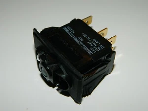 NEW CARLING VA11160B 6 Terminal ON None OFF DPST ROCKER SWITCH .4VA 20V lighted - Picture 1 of 4