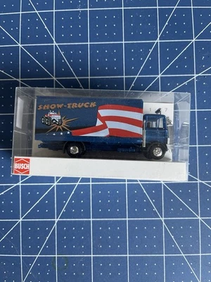 Camión de exhibición Busch Mercedes LP809 escala HO Foto 1 de 2