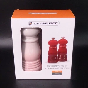 JUEGO MOLINO DE SAL Y PIMIENTA LE CREUSET Shell Rosa Nuevo - Imagen 1 de 7