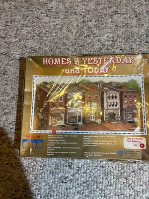 IHC Homes of Yesterday and Today Houses Kit #100-14 HO Scale 1:87 - Image 1 of 2