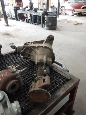 Differential Carrier Front Axle 4.56 Ratio Opt HC4 Fits 88-97 CHEVROLET 3500 PIC - Image 1 of 4