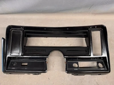 Chevy II Nova 1969-1974 tablero velocímetro calibre racimo moldura bisel SS OEM Foto 1 de 4