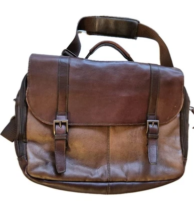 Vtg Wilsons Brown Leather Satchel Messenger Shoulder Bag Laptop Briefcase  - Image 1 of 4