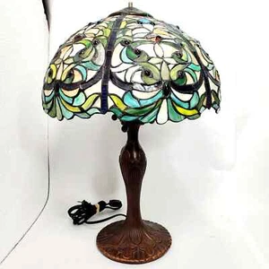 Lámpara de vidrio con plomo estilo Tiffany vintage - Imagen 1 de 3