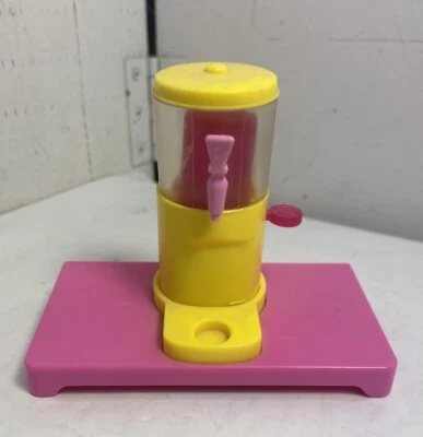 Casa rodante Barbie Sisters Dream Camper 2012 de colección piezas glamurosas estante cocina dispensador de jugo Foto 1 de 4