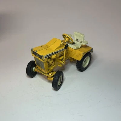 Ertl Allis Chalmers B-110 1/16 Diecast Lawn Tractor Replica Collectible - Image 1 of 4
