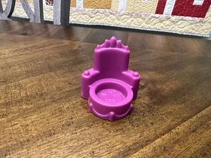 Fisher Price Little People CASTLE King Queen MAGENTA THRONE Royal Lil' Kingdom - Picture 1 of 2