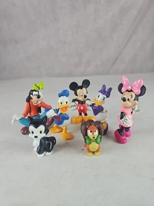 Disney Junior Figure Set , Mickey Mouse Clubhouse, Figaro. Fifi the Peke, Minnie - Picture 1 of 11