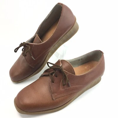 Zapatos Oxford FAMOLARE De Colección Años 80 Ruta Cuadrada Mujer Suelas Onduladas Talla 7 Estrechos a Medianos Foto 1 de 4