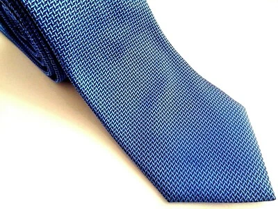 NUEVA CON ETIQUETA CORBATA DE SEDA ARMANI HECHA A MANO EN ITALIA NUEVA COLECCIÓN.  OFERTA Foto 1 de 4