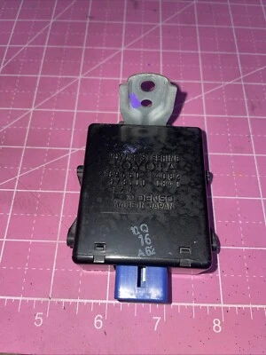 Модуль реле гидроусилителя руля Toyota Supra MK4 LHD 1995-97 OEM 89650-14082 - Изображение 1 из 4